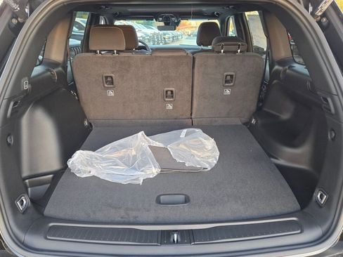 New 2025 Jeep Grand Cherokee Laredo X w/ Luxury Tech Group I image 13