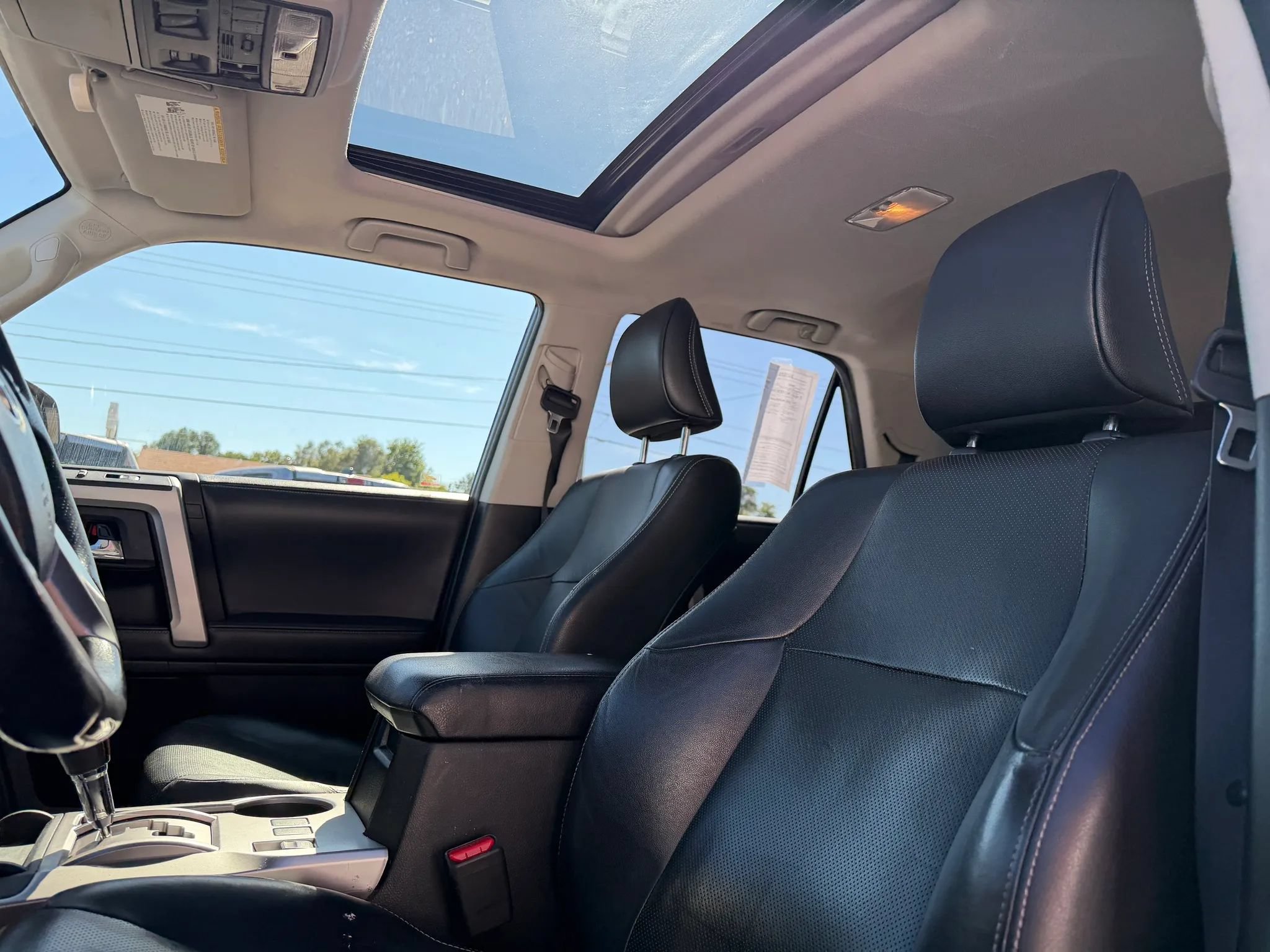 Used 2018 Toyota 4Runner Limited AWD/4WD image 19