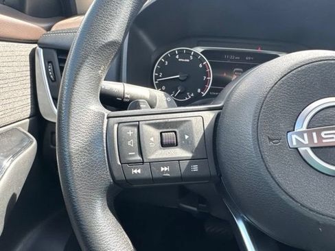 Used 2023 Nissan Rogue S AWD/4WD image 24