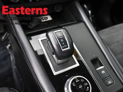 Used 2024 Mitsubishi Outlander SE FWD image 13