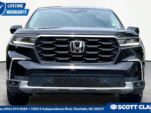 Used 2025 Honda Pilot EX-L image 2