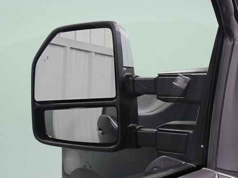 Used 2023 Ford F250 Platinum AWD/4WD image 25