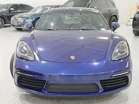 Used 2020 Porsche 718 Cayman image 8