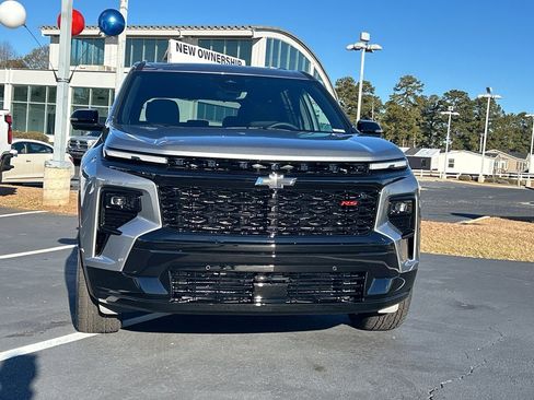 New 2026 Chevrolet Traverse RS image 2