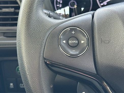 Used 2020 Honda HR-V LX image 28