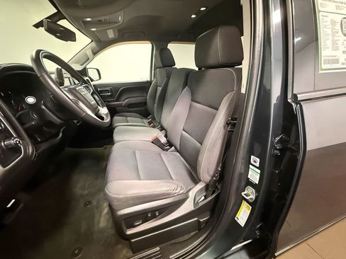 Used 2018 GMC Sierra 1500 SLE image 12