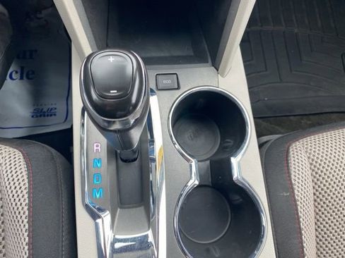 Used 2017 Chevrolet Equinox LT w/ Convenience Package image 21