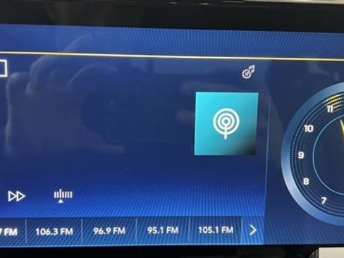 Used 2023 Chevrolet Silverado 1500 ZR2 image 38