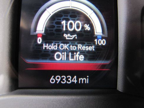 Used 2025 RAM 2500 Big Horn AWD/4WD image 37