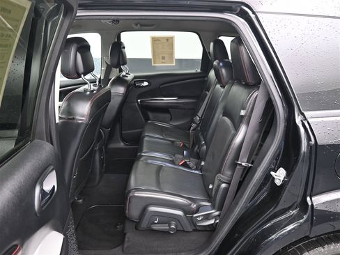 Used 2017 Dodge Journey GT w/ Driver Convenience Group image 10