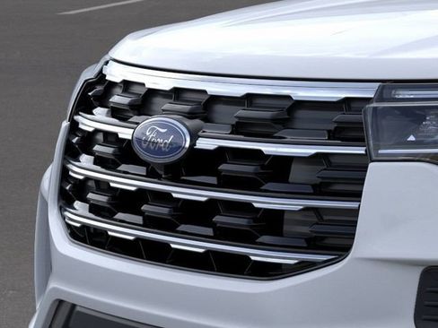 New 2026 Ford Explorer Active AWD/4WD image 17
