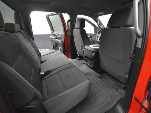 Used 2024 GMC Sierra 2500 SLE image 43