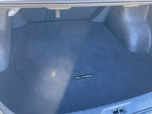 Used 2024 Nissan Altima 2.5 SR w/ SR Premium Package image 12