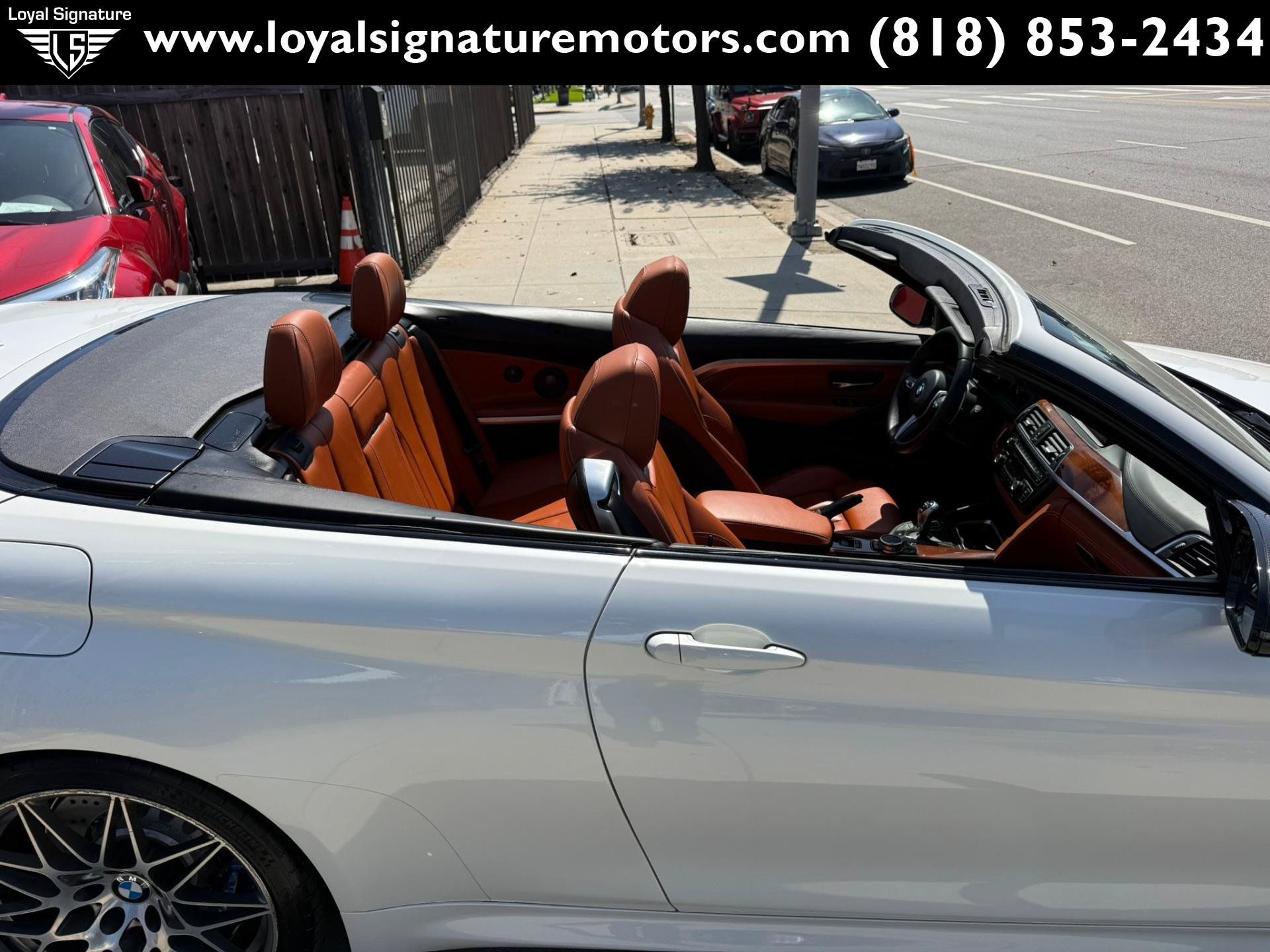 Used 2017 BMW M4 Convertible RWD image 11