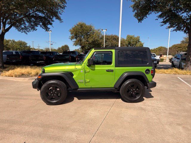 Used 2019 Jeep Wrangler Sport AWD/4WD image 3