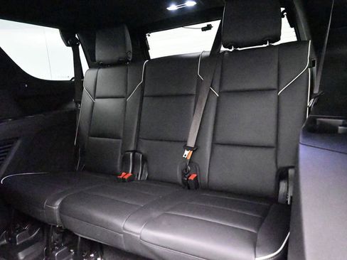 Used 2022 Cadillac Escalade Sport w/ Touring Package AWD/4WD image 19