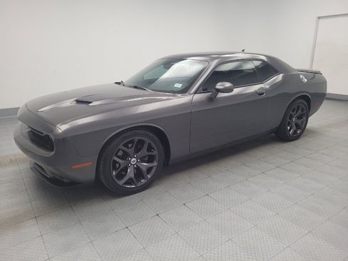 Used 2017 Dodge Challenger SXT Plus RWD image 2