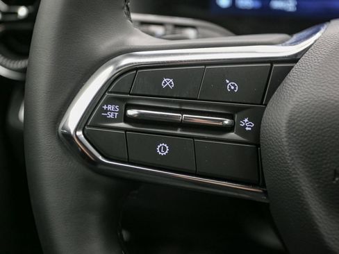 Used 2026 Chevrolet Equinox LT AWD/4WD image 34