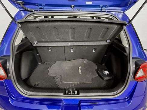 Used 2023 Hyundai Venue SEL w/ Cargo Package FWD image 32