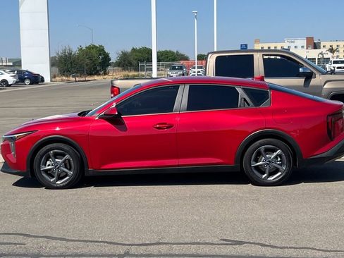 Used 2025 Kia K4 FWD image 9