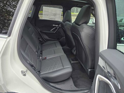 New 2026 BMW X1 xDrive28i AWD/4WD image 12
