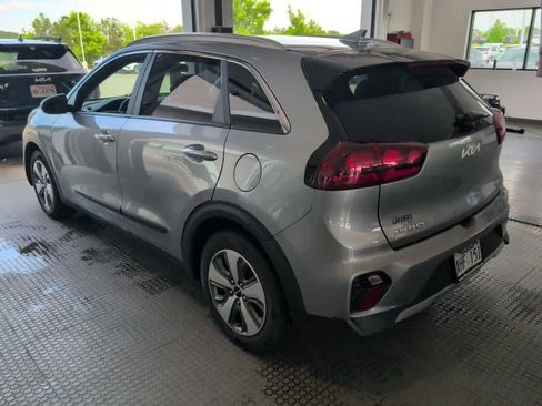 Used 2022 Kia Niro LX FWD image 7