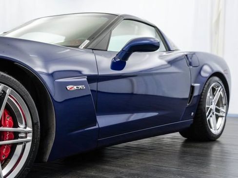 Used 2007 Chevrolet Corvette Z06 w/ Preferred Equipment Group RWD image 29