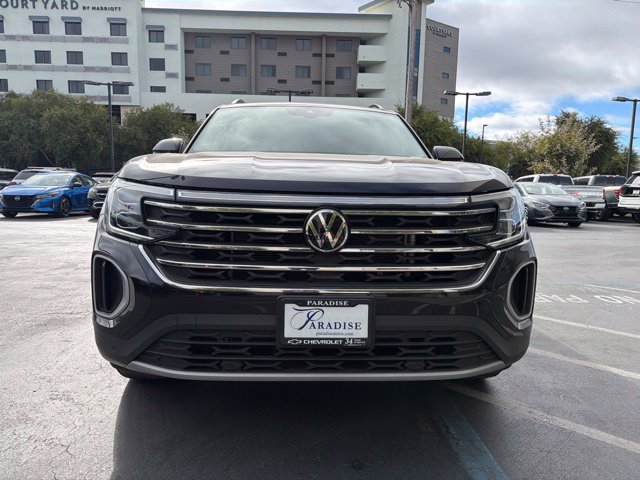 Used 2024 Volkswagen Atlas SE w/ Panoramic Sunroof Package AWD/4WD image 7