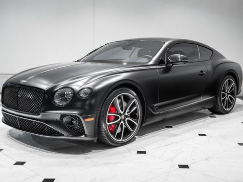 Used 2020 Bentley Continental GT image 9