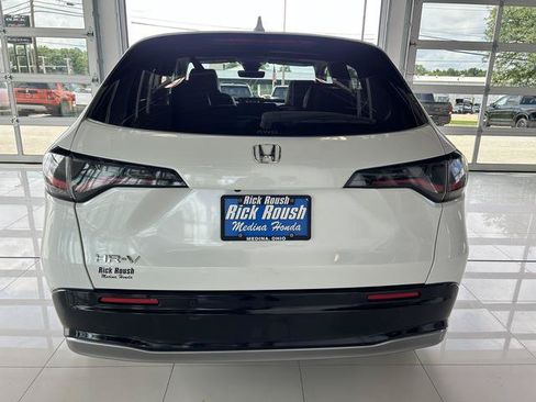 Used 2023 Honda HR-V EX-L image 9