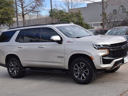 Used 2021 Chevrolet Tahoe Z71 w/ Z71 Signature Package image 5