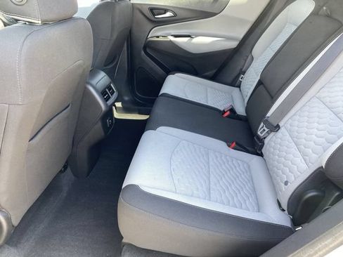 Used 2020 Chevrolet Equinox LS AWD/4WD image 15