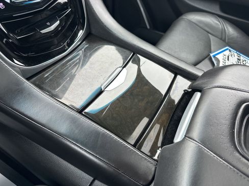 Used 2020 Cadillac Escalade ESV Platinum image 62