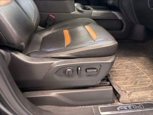 Used 2019 GMC Sierra 1500 AT4 w/ AT4 Premium Package image 19