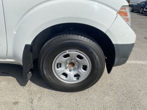 Used 2019 Nissan Frontier S RWD image 28