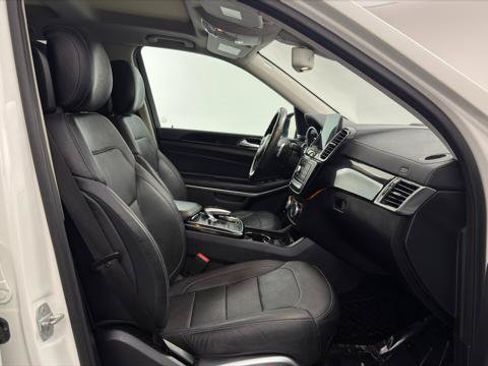Used 2017 Mercedes-Benz GLS 550 4MATIC w/ Driver Assistance Package image 23