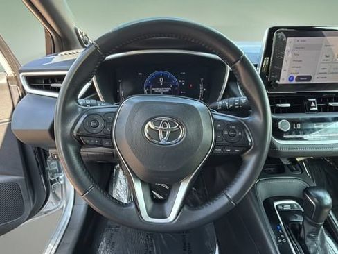 Used 2023 Toyota Corolla XSE FWD image 12