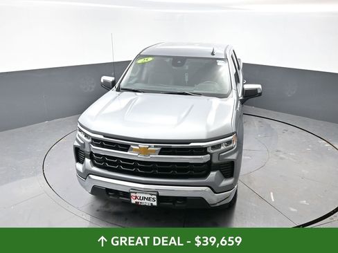Used 2025 Chevrolet Silverado 1500 LT image 46