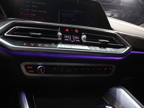 Used 2023 BMW X6 xDrive40i w/ M Sport Package image 70