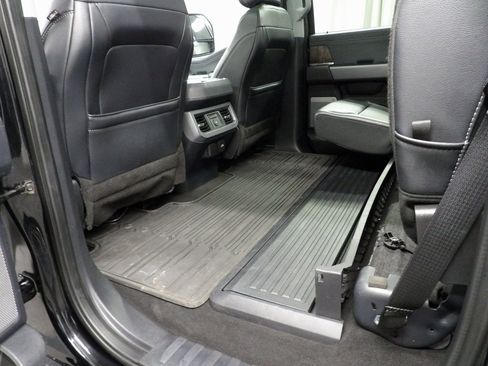 Used 2024 Ford F250 Lariat w/ Black Appearance Package image 57