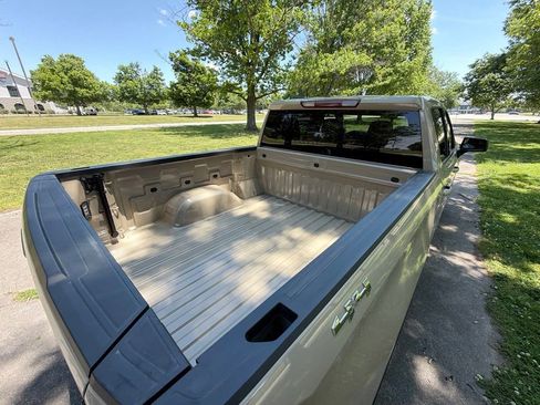 Used 2022 GMC Sierra 1500 Elevation AWD/4WD image 38