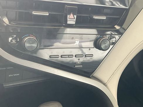 Certified 2023 Toyota Camry SE AWD/4WD image 19