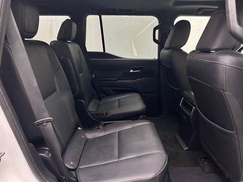 Used 2024 Lexus GX 550 w/ Accessory Package (Z1) AWD/4WD image 17
