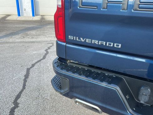 Used 2019 Chevrolet Silverado 1500 RST image 7