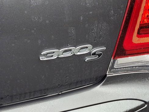 Used 2018 Chrysler 300 S w/ Safetytec Plus Group image 11