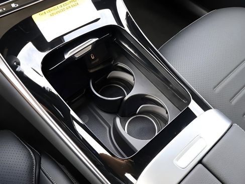 Certified 2026 Mercedes-Benz GLC 300 4MATIC image 28