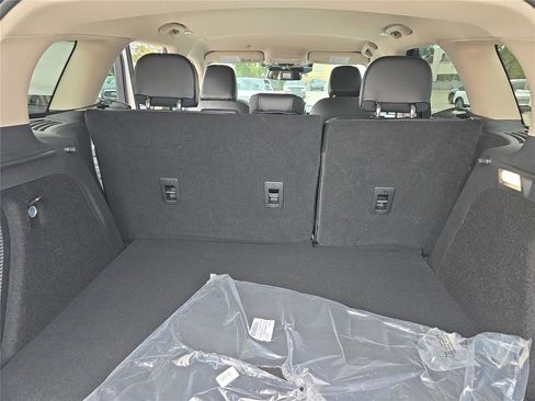 New 2026 Lincoln Corsair Premiere image 23