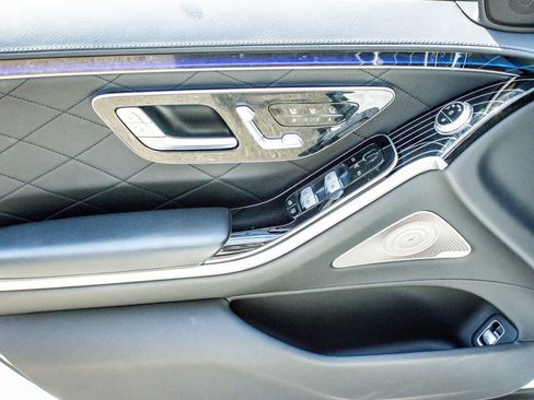 Used 2021 Mercedes-Benz S 580 4MATIC Sedan image 19