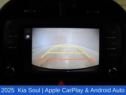 Used 2025 Kia Soul LX w/ LX Technology Package FWD image 20