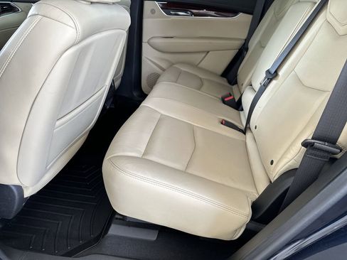 Used 2017 Cadillac XT5 Premium Luxury w/ Advanced Security Package FWD image 28